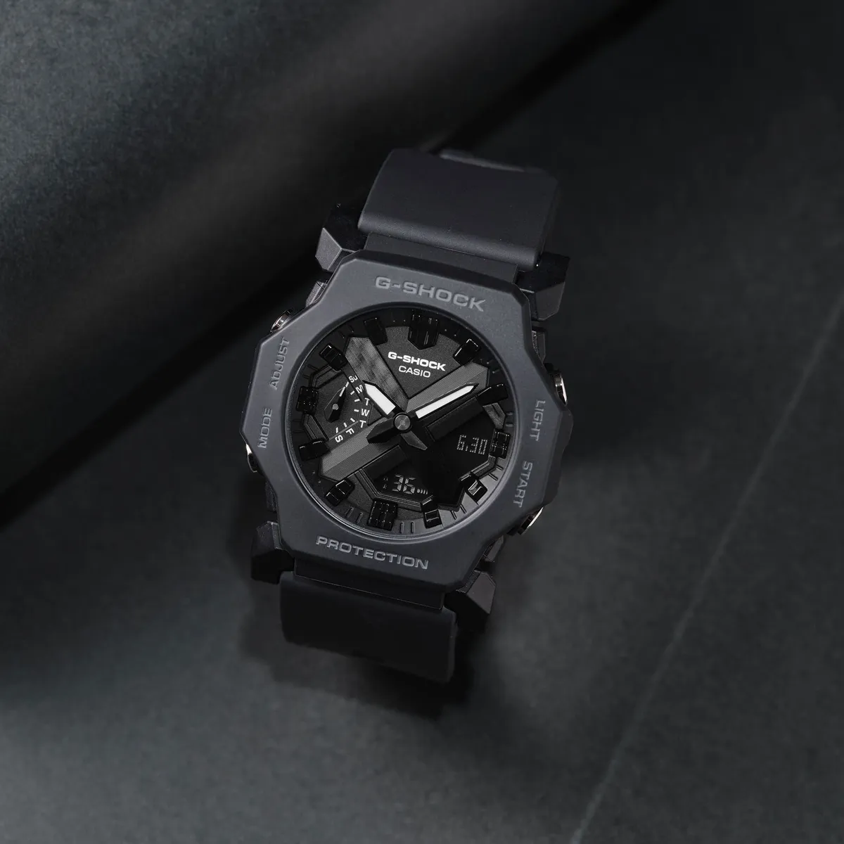 CASIO GA-2300-1AJF